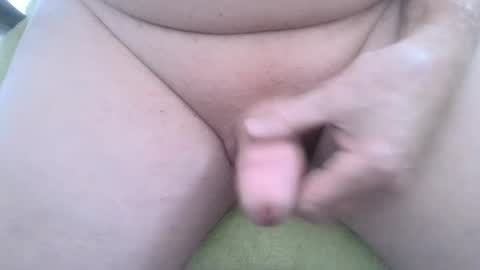 Snapshot of mewade chatting on 01-17-25, 08:11 Wade online show from 01-17-25, 08:11