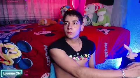 Jhon online show from 11-20-25, 03:39