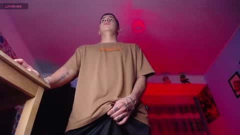 Jhon online show from 06-16-26, 01:19