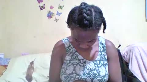 Snapshot of meybel chatting on 06-26-26, 06:56 Meybel online show from 06-26-26, 06:56