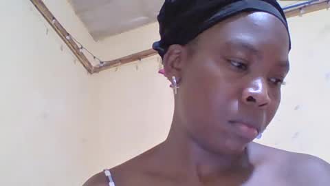 Snapshot of meybel chatting on 06-28-26, 08:48 Meybel online show from 06-28-26, 08:48