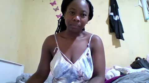 Snapshot of meybel chatting on 07-08-26, 07:46 Meybel online show from 07-08-26, 07:46