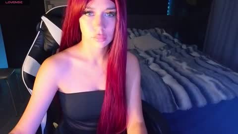 Snapshot of mezzalunaa chatting on 11-03-25, 02:35 vollmond online show from 11-03-25, 02:35