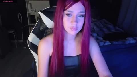 Snapshot of mezzalunaa chatting on 11-22-25, 02:54 vollmond online show from 11-22-25, 02:54