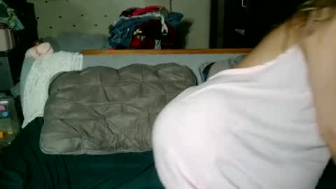 mezzy69 online show from 07-31-26, 08:47