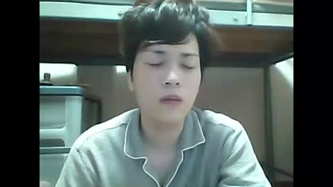 Snapshot of mgnhiroyuki chatting on 09-16-25, 02:45 mgnhiroyuki online show from 09-16-25, 02:45
