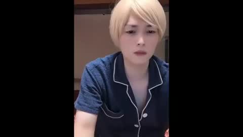Snapshot of mgnhiroyuki chatting on 10-09-25, 10:02 mgnhiroyuki online show from 10-09-25, 10:02