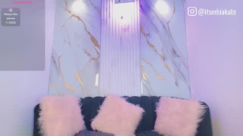 Mhia Kate online show from 09-18-25, 12:07