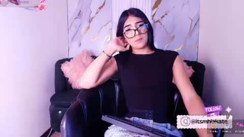 Mhia Kate online show from 06-18-26, 11:47