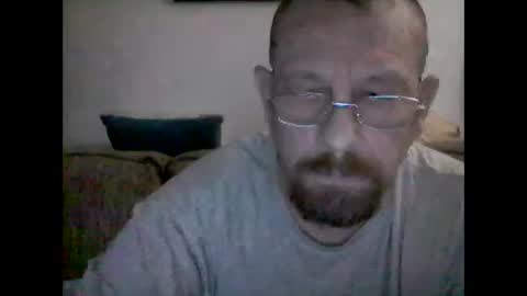 Snapshot of mhitch924 chatting on 03-08-26, 01:47 mhitch924 online show from 03-08-26, 01:47