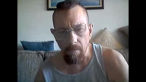 Snapshot of mhitch924 chatting on 03-25-26, 05:19 mhitch924 online show from 03-25-26, 05:19