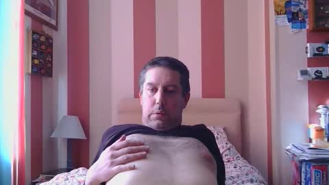 mhunk123 online show from 09-28-25, 03:17