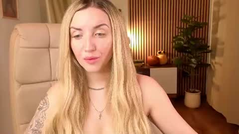 mi1a_ online show from 06-29-26, 03:24