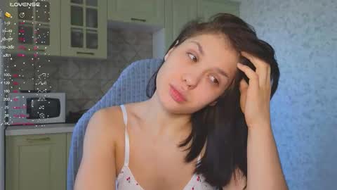 Snapshot of mia___lunaa chatting on 02-05-26, 05:23 Mia online show from 02-05-26, 05:23