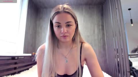 Snapshot of mia___mur chatting on 11-13-25, 03:05 Mia online show from 11-13-25, 03:05