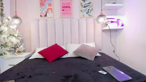 Snapshot of mia__bailey_ chatting on 05-08-26, 03:34 mia__bailey_ online show from 05-08-26, 03:34