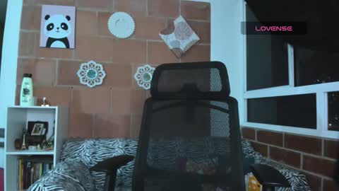 mia__love111 online show from 02-14-26, 10:12