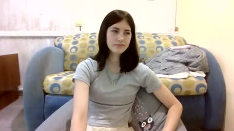 Snapshot of mia_beauti_live chatting on 07-14-26, 10:21 mia_beauti_live online show from 07-14-26, 10:21