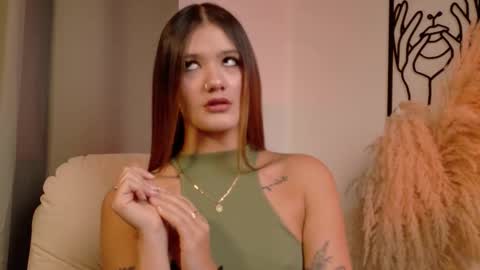 Snapshot of mia_benett_ chatting on 03-13-26, 01:40 Mia Benett online show from 03-13-26, 01:40