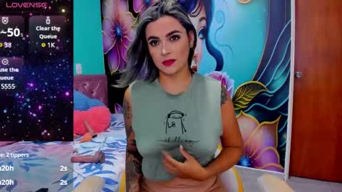 Mia online show from 01-03-25, 08:11