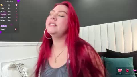Snapshot of mia_blumm_ chatting on 07-07-26, 04:11 Mia online show from 07-07-26, 04:11