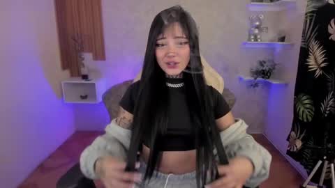 Snapshot of mia_cat05 chatting on 12-06-24, 06:59 Mia online show from 12-06-24, 06:59