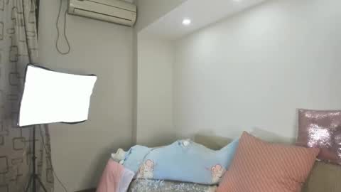 Ami online show from 02-17-25, 07:53