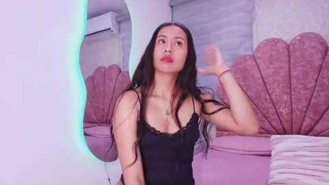 Mia  online show from 04-29-26, 03:10