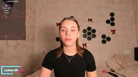 Snapshot of mia_com chatting on 02-25-26, 05:28 Mia next stream Thursday 1400 UTC1 Friday 1400 UTC1 online show from 02-25-26, 05:28