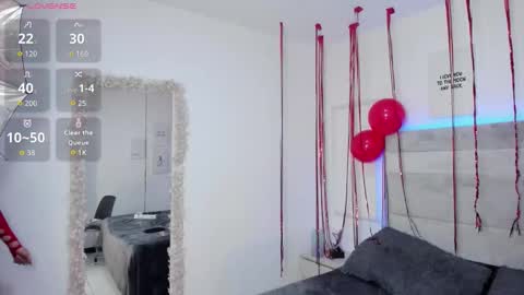 Snapshot of mia_corner chatting on 02-18-26, 06:42 mia_corner online show from 02-18-26, 06:42