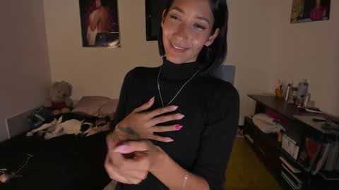 Mia Sandoval online show from 03-11-26, 12:44