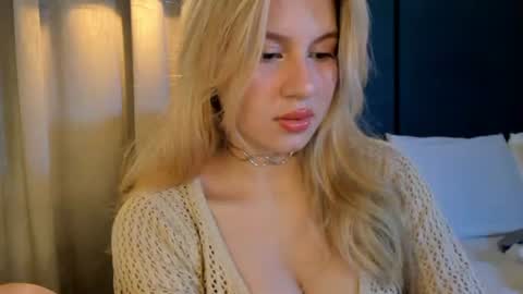 M I A  online show from 07-06-26, 07:05