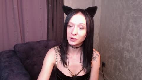 Mia online show from 03-14-26, 08:31