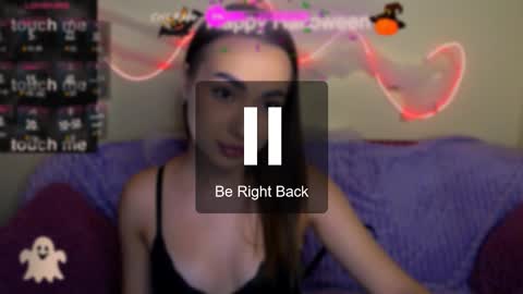 mia_cutie77 online show from 10-31-25, 10:38