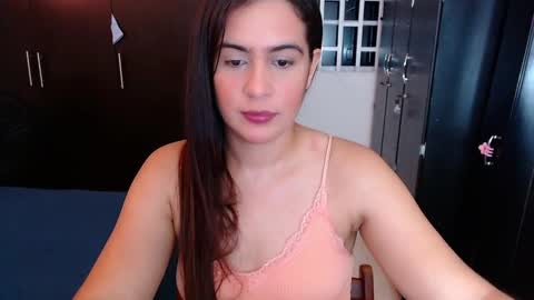 Mia online show from 12-06-24, 02:46
