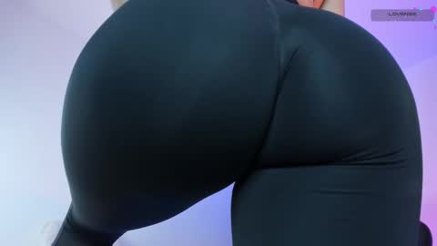 Mia online show from 02-22-25, 01:55