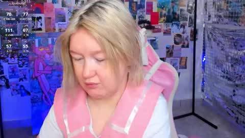 Mia online show from 03-20-26, 03:00