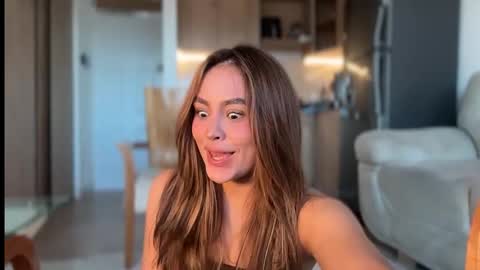 Snapshot of mia_ferrer777 chatting on 03-14-26, 10:37 mia_ferrer777 online show from 03-14-26, 10:37