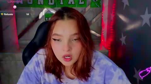 Mia online show from 07-11-26, 03:04