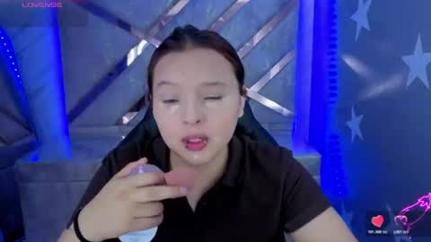 Mia online show from 07-19-26, 01:37