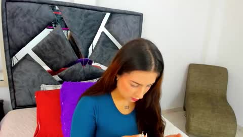 mia fox online show from 11-26-25, 12:17