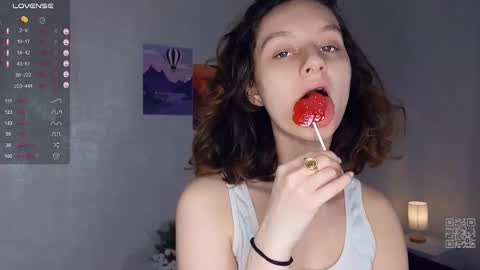 Mia  online show from 03-02-25, 12:32