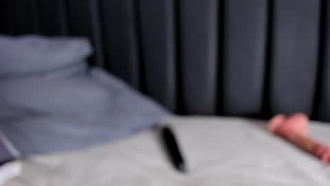  I am Mia  online show from 02-16-25, 05:15