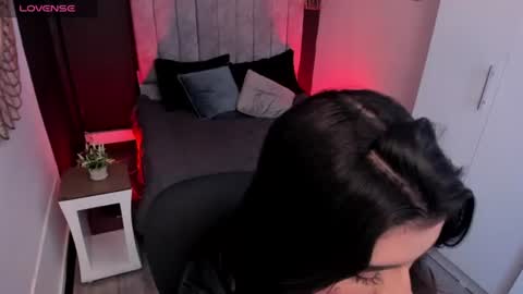 Val  online show from 06-17-26, 02:58