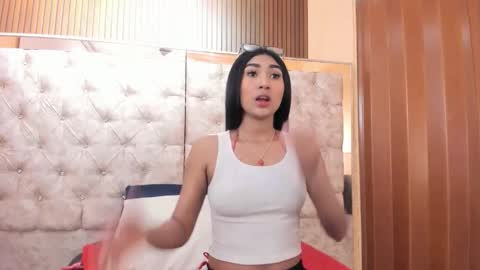 Snapshot of mia_konor06 chatting on 06-11-26, 11:08 Mia. online show from 06-11-26, 11:08