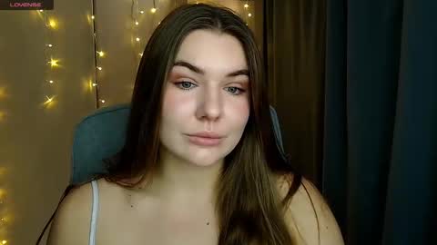 mia_lemm online show from 10-28-25, 08:29