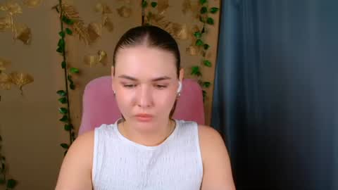 Snapshot of mia_lemm chatting on 06-20-26, 06:05 mia_lemm online show from 06-20-26, 06:05