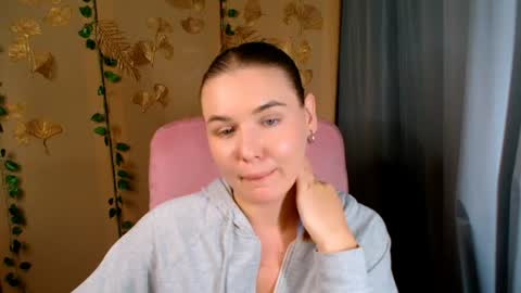Snapshot of mia_lemm chatting on 07-28-26, 11:17 mia_lemm online show from 07-28-26, 11:17