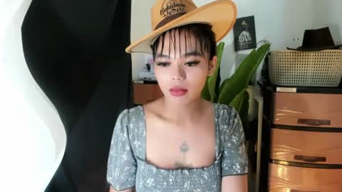M I A online show from 07-19-26, 02:10