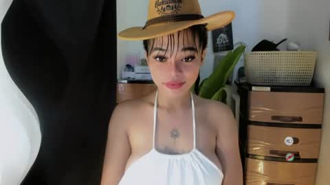 M I A online show from 07-21-26, 07:00